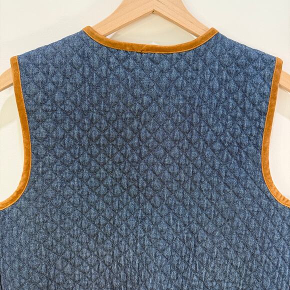 Vintage Quilted Denim Style Vest Petite Medium Blue Brown Velvet Trim - Picture 10 of 11